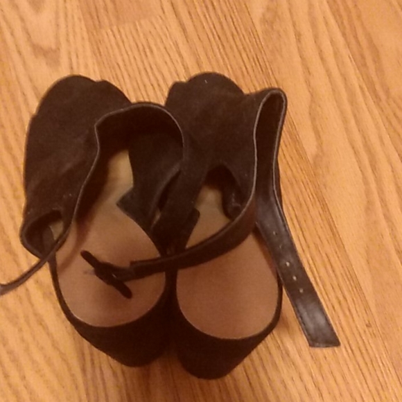 JustFab Heels - Picture 4 of 4